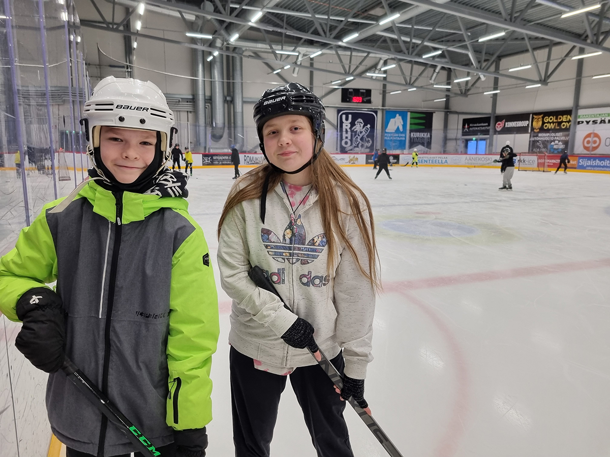 Ida Mönttinen ja Roni Kuorikoski ovat tyytyväisiä hankkeen tarjoamiin juttuihin ja kaikki lajit ovat olleet kiinnostavia ja kivoja kokeilla. Treeneissä on saanut myös paljon uusia kavereita ja yhteishenki on mahtava.